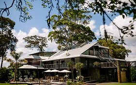 The Narrows Landing Hotel